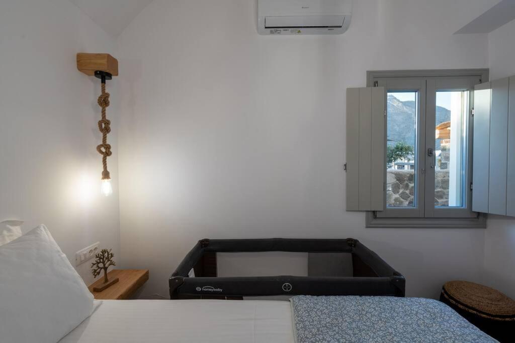 Olive Grove * Emporio (Santorini)